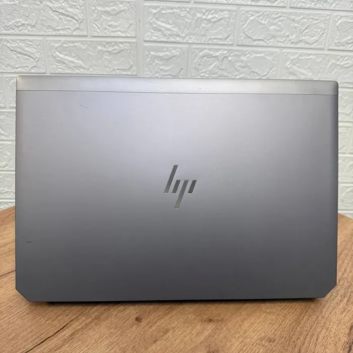 Мобільна робоча станція HP ZBook 17 G6 / 17.3" (1920x1080) IPS / Intel Core i7-9850H (6 (12) ядер по 2.6 - 4.6 GHz) / 16 GB DDR4 / 512 GB SSD / nVidia Quadro RTX 3000, 6 GB GDDR6, 192-bit / WebCam б/в - зображення 3