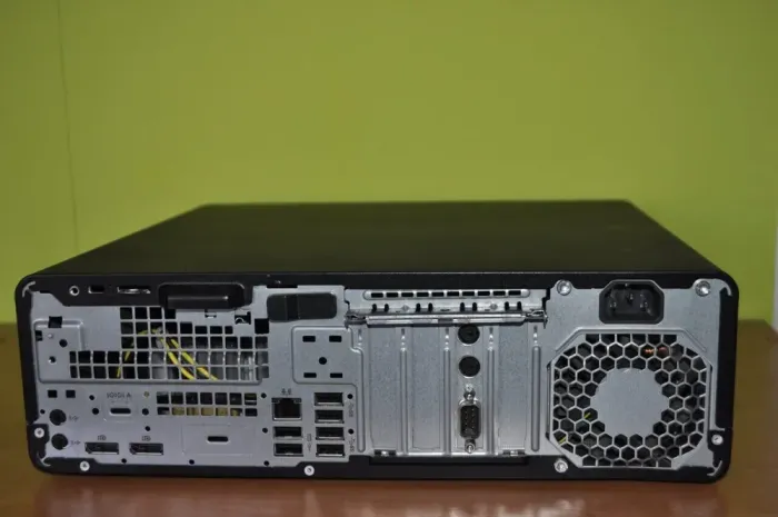 Комп'ютер HP EliteDesk 800 G3 SFF / Intel Core i5-6400 (4 ядра по 2.7 - 3.3 GHz) / 8 GB DDR4 / 500 GB HDD / Intel HD Graphics 530 / DVD-ROM / Без OC б/в - зображення 5