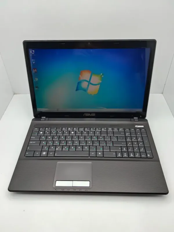Ноутбук Asus K53 / 15.6" (1366x768) TN / AMD E-450 (2 ядра по 1.65 GHz) / 6 GB DDR3 / 500 GB HDD / AMD Radeon HD 6400M, 1 GB DDR3, 64-bit / WebCam б/в - зображення 7