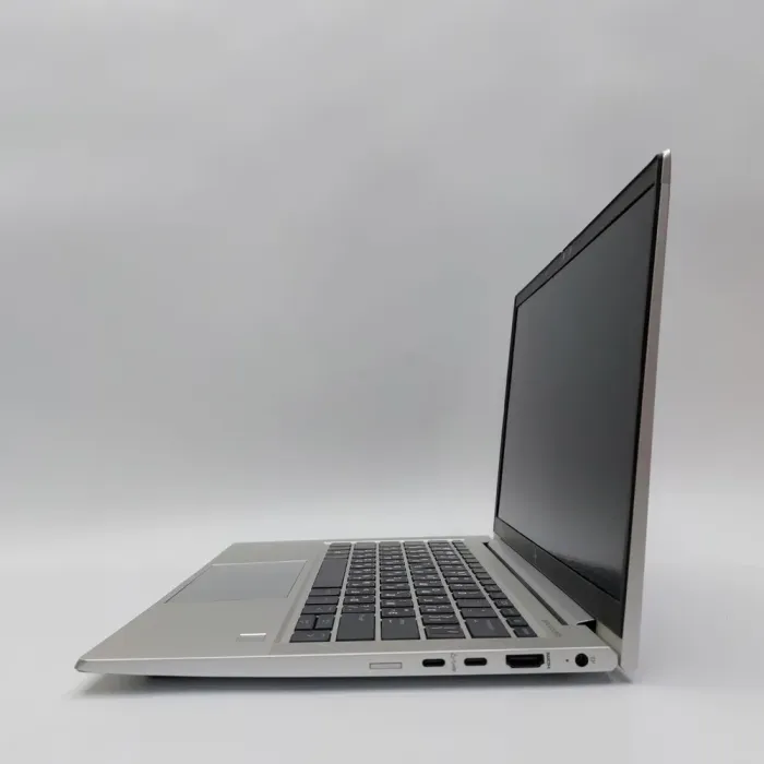 Ультрабук HP EliteBook 835 G8 / 14" (1920x1080) IPS / AMD Ryzen 3 Pro 5450U (4 (8) ядер по 2.6 - 4.0 GHz) / 16 GB DDR4 / 256 GB SSD / AMD Radeon Vega Graphics / WebCam / Win 11 Pro б/в - зображення 5