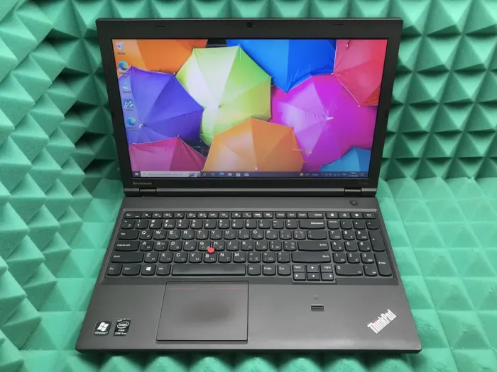 Ноутбук Lenovo ThinkPad T540p / 15.6" (1366x768) TN / Intel Core i5-4300M (2 (4) ядра по 2.6 - 3.3 GHz) / 4 GB DDR3 / 180 GB SSD / Intel HD Graphics 4600 / WebCam / DVD-RW / Fingerprint / miniDP б/в - зображення 3