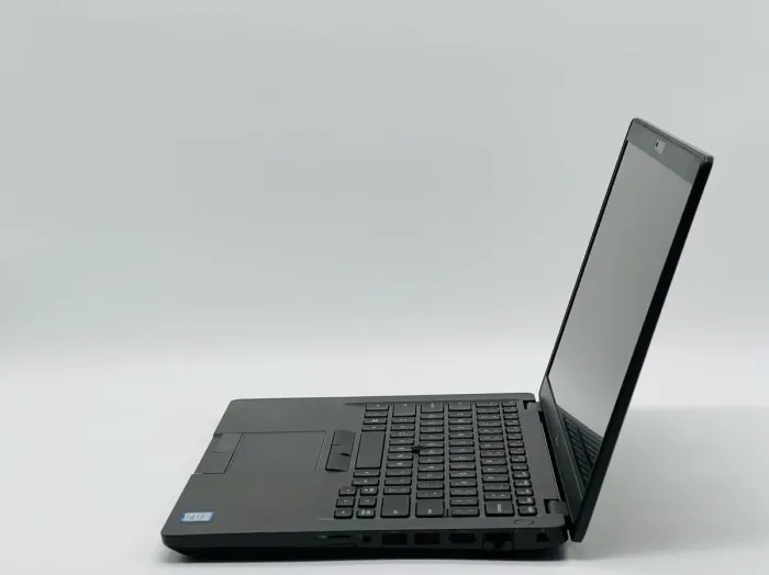 Ноутбук Dell Latitude 5401 / 14" (1920x1080) IPS / Intel Core i5-9300H (4 (8) ядра по 2.4 - 4.1 GHz) / 8 GB DDR4 / 120 GB SSD / Intel UHD Graphics 630 / WebCam б/в - зображення 4