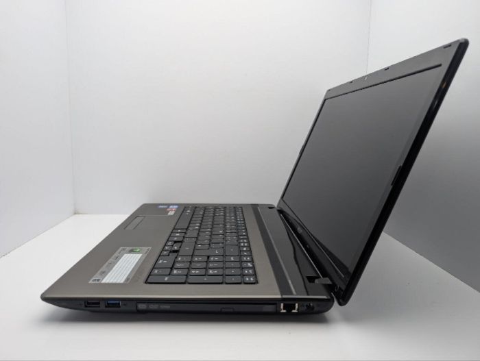 Ноутбук Acer Aspire 7750G / 17.3" (1600x900) TN / Intel Core i5-2450M (2 (4) ядра по 2.5 - 3.1 GHz) / 8 GB DDR3 / 120 GB SSD + 500 GB HDD / AMD Radeon HD 7670M, 1 GB GDDR3, 128-bit / WebCam / DVD-ROM б/в - зображення 5