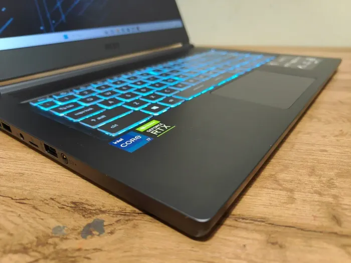 Ігровий ноутбук MSI Stealth 15M A11UEKV / 15.6" (1920x1080) IPS / Intel Core i7-11375H (4 (8) ядра по 3.0 - 5.0 GHz) / 16 GB DDR4 / 512 GB SSD / nVidia GeForce RTX 3060, 6 GB GDDR6, 192-bit / WebCam / Windows 10 Home б/в - зображення 5