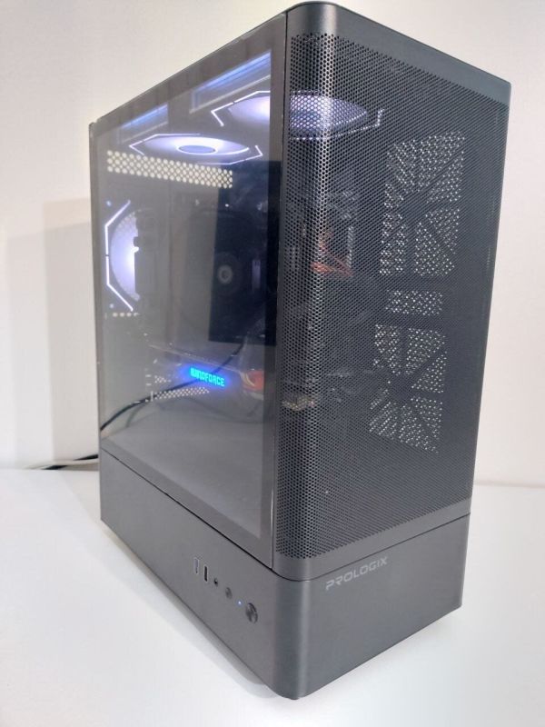 Ігровий ПК Prologix GM-01MAB Tower / Intel Core i7-6700K (4 (8) ядра по 4,2 - 4,2 ГГц) / 24 ГБ DDR4 / 256 ГБ SSD M.2 + 1000 ГБ HDD / nVidia GeForce GTX 1070, 8 ГБ GDDR5, 256-біт / 600 Вт б/в - зображення 3