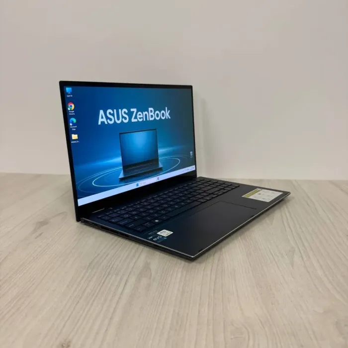 Ультрабук-трансформер Б-клас Asus Zenbook Pro 15 Flip Q529ZA / 15.6" (2880x1620) OLED / Intel Core i7-12700H (14 (20) ядер по 3.5 - 4.7 GHz) / 16 GB DDR5 / 512 GB SSD NVMe / Intel Iris Xe Graphics / WebCam б/в - зображення 4