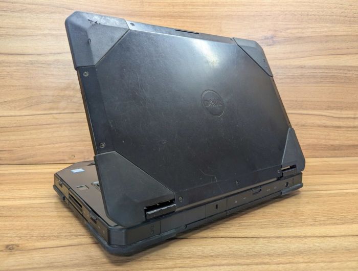 Захищений ноутбук Dell Latitude 14 Rugged 5414 / 14" (1920x1080) IPS / Intel Core i7-6600U (2 (4) ядра по 2.6 - 3.4 GHz) / 16 GB DDR4 / 512 GB SSD / Intel HD Graphics 520 / Fingerprint / Windows 10 б/в - зображення 6