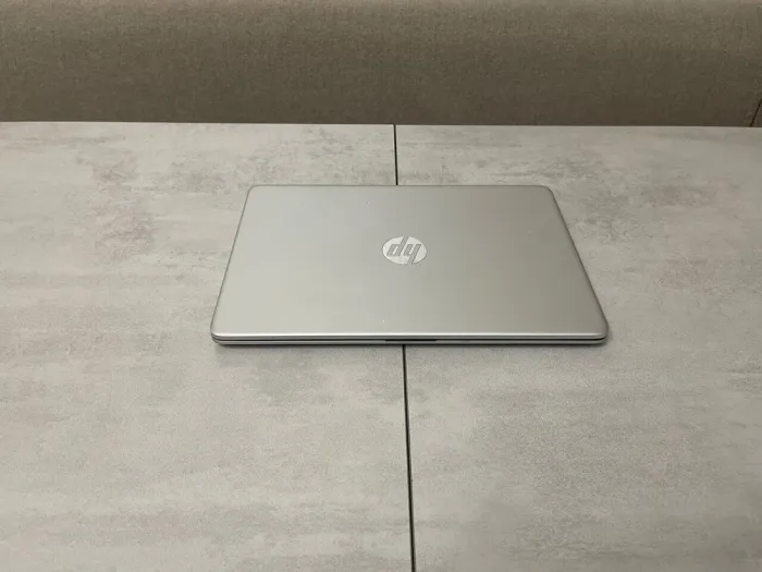 Ноутбук HP Pavilion 14-fq0051nr / 14" (1366x768) TN / AMD Athlon Silver 3050U (2 (4) ядра по 2.2 - 3.2 GHz) / 8 GB DDR4 / 128 GB SSD / AMD Radeon Vega 3 Graphics / WebCam б/в - зображення 6