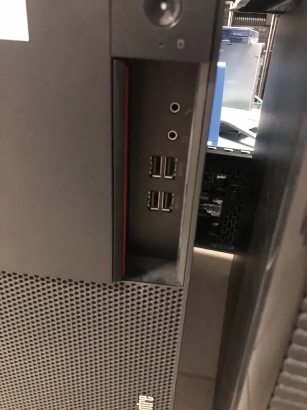 Комп'ютер Lenovo ThinkCentre M910T Tower / Intel Core i7-6700 (4 (8) ядра по 3.4 - 4.0 GHz) / 8 GB DDR4 / 240 GB SSD NEW / Intel HD Graphics 530 / 250W б/в - зображення 6