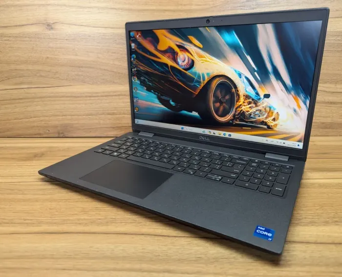 Ультрабук Dell Latitude 3520 / 15.6" (1920x1080) IPS / Intel Core i7-1165G7 (4 (8) ядра по 2.8 - 4.7 GHz) / 16 GB DDR4 / 512 GB SSD / Iris Xe Graphics / WebCam / Windows 10 б/в - зображення 5
