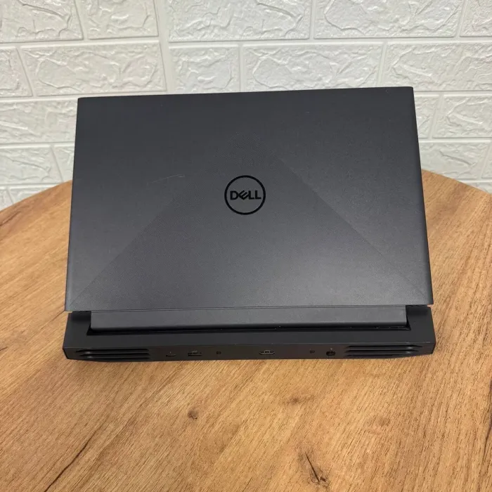 Ігровий ноутбук Б-клас Dell G15 5511 / 15.6" (1920x1080) IPS / Intel Core i7-11800H (8 (16) ядер по 2.3 - 4.6 GHz) / 16 GB DDR4 / 512 GB SSD / nVidia GeForce RTX 3060, 6 GB GDDR6, 192-bit / WebCam б/в - зображення 3
