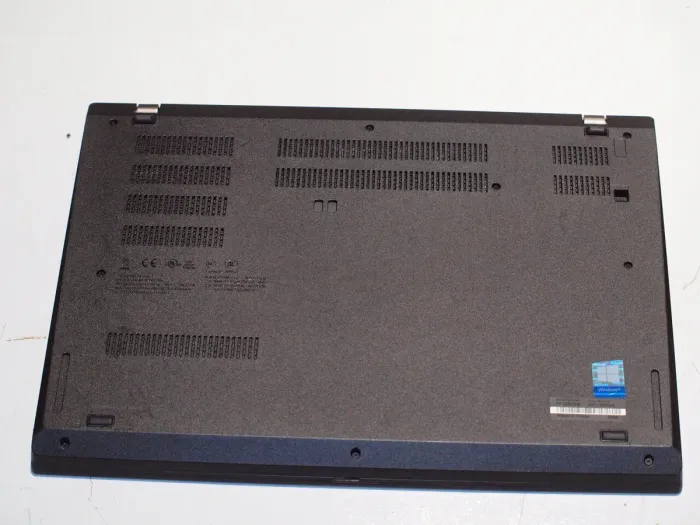 Ультрабук Lenovo ThinkPad L14 Gen 1 / 14" (1920x1080) IPS / Intel Core i5-10210U (4 (8) ядра по 1.6 - 4.2 GHz) / 8 GB DDR4 / 256 GB SSD / UHD Graphics for 10th Generation / WebCam б/в - зображення 8