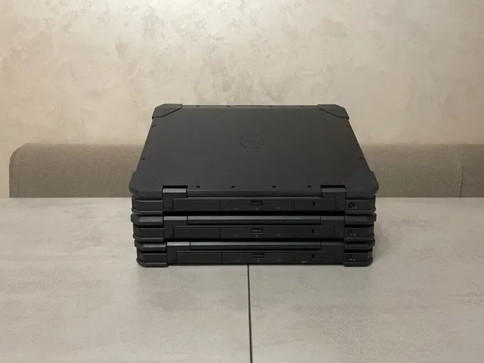 Захищений ноутбук Dell Latitude 5420 Rugged / 14" (1920x1080) IPS Touch / Intel Core i5-8350U (4 (8) ядра по 1.7 - 3.6 GHz) / 16 GB DDR4 / 256 GB SSD M.2 / Intel UHD Graphics 620 / WebCam / Стилус / Два АКБ б/в - зображення 7