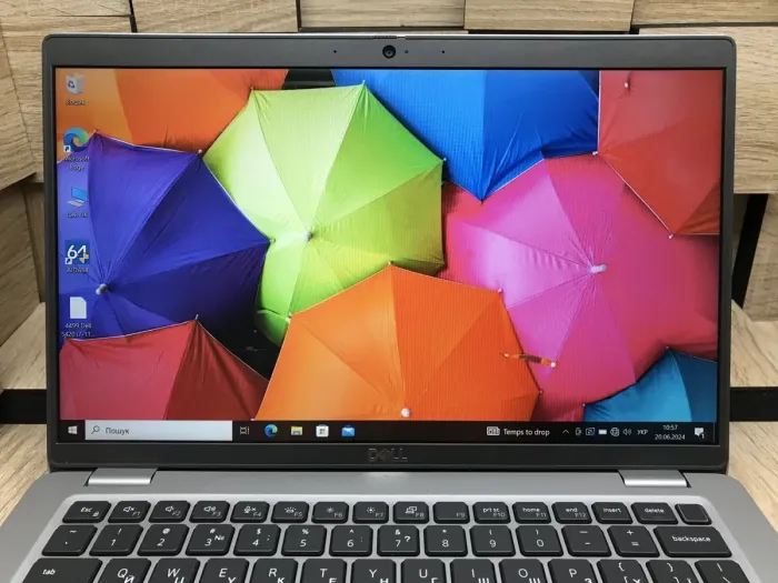 Ультрабук Б-клас Dell Latitude 5411 / 14" (1920x1080) IPS / Intel Core i7-10850H (6 (12) ядра по 2.7 - 5.1 GHz) / 8 GB DDR4 / 256 GB SSD M.2 / Intel UHD Graphics / WebCam / HDMI / Windows 10 б/в - зображення 3