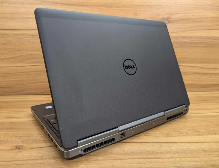 Мобільна робоча станція Dell Precision 7520 / 15,6" (1920x1080) IPS / Intel Core i7-6920HQ (4 (8) ядра по 2,9 - 3,8 ГГц) / 16 ГБ DDR4 / 480 ГБ SSD / nVidia Quadro M2200, 4 ГБ GDDR5, 128-біт / WebCam / Windows 10 б/в - зображення 7