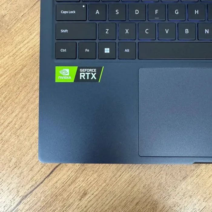 Ігровий ноутбук Samsung Galaxy Book Odyssey NP762XDA / 15.6" (1920x1080) IPS / Intel Core i7-11600H (6 (12) ядер по 2.5 - 4.6 GHz) / 16 GB DDR4 / 512 GB SSD / nVidia GeForce RTX 3050 Ti, 4 GB GDDR6, 128-bit / WebCam б/в - зображення 8