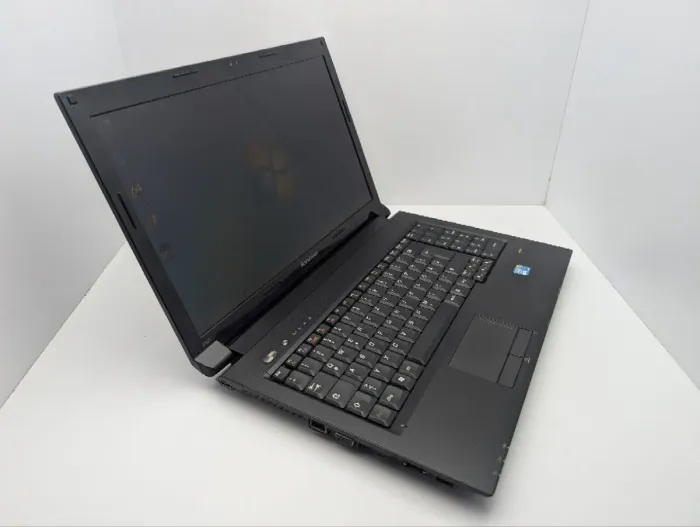 Ноутбук Lenovo B560 / 15.6" (1366x768) TN / Intel Core i3-380M (2 (4) ядра по 2.5 GHz) / 6 GB DDR3 / 320 GB HDD / Intel HD Graphics / WebCam / DVD-ROM б/в - зображення 6