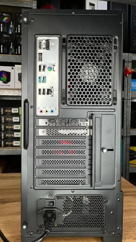 Ігровий ПК MSI MAG Forge 100M Black Tower / Intel Core i5-12400F (6 (12) ядер по 2.5 - 4.4 GHz) / 32 GB DDR4 / 1000 GB SSD M.2 / nVidia GeForce RTX 4060 Ti, 8 GB GDDR6, 128-bit / 650W / HDMI - зображення 6