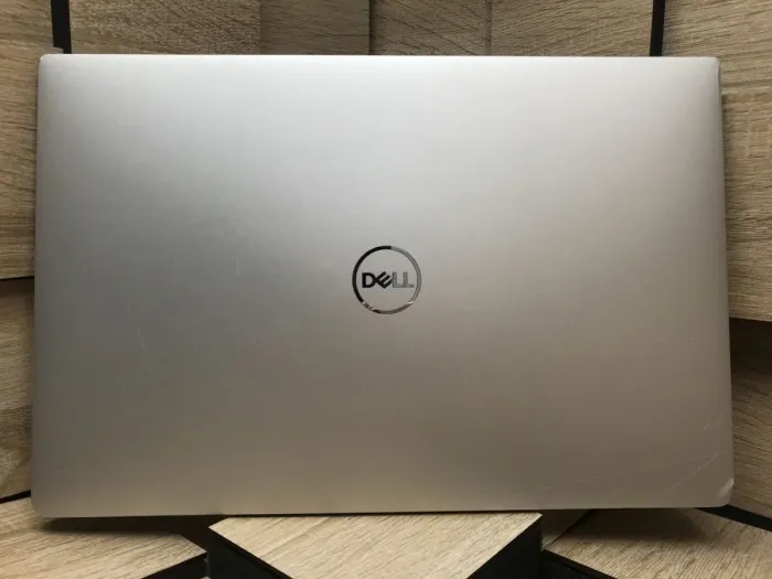 Ультрабук Б-клас Dell XPS 13 7390 / 13.3" (1920x1080) IPS / Intel Core i5-10210U (4 (8) ядра по 1.6 - 4.2 GHz) / 8 GB DDR3 / 240 GB SSD M.2 / Intel UHD Graphics / WebCam / Windows 10 б/в - зображення 8