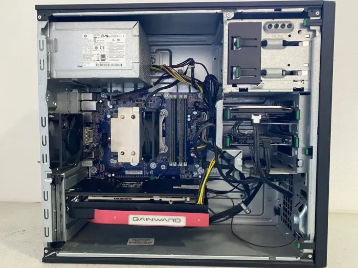 Робоча станція HP Z240 Workstation Tower / Intel Core i7-6700 (4 (8) ядра по 3.4 - 4.0 GHz) / 16 GB DDR4 / 256 GB SSD + 500 GB HDD / nVidia GeForce GTX 1060, 6 GB GDDR5, 192-bit / DVD-ROM б/в - зображення 3