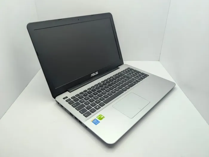 Ноутбук Asus X555 / 15.6" (1920x1080) TN / Intel Core i5-5200U (2 (4) ядра по 2.2 - 2.7 GHz) / 8 GB DDR3 / 240 GB SSD / nVidia GeForce 840M, 2 GB DDR3, 64-bit / WebCam б/в - зображення 3