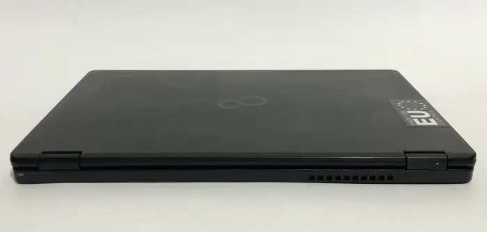 Нетбук Б-клас Fujitsu Lifebook U727 / 12.5" (1366x768) TN / Intel Core i3-7100U (2 (4) ядра по 2.4 GHz) / 8 GB DDR4 / 128 GB SSD M.2 / Intel HD Graphics 620 / WebCam / Win 10 Pro б/в - зображення 3