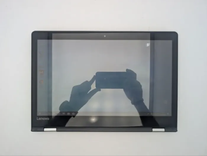 Ноутбук-трансформер Lenovo Yoga 510-14 / 14" (1366x768) TN Touch / Intel Core i7-7500U (2 (4) ядра по 2.7 - 3.5 GHz) / 8 GB DDR4 / 256 GB SSD / Intel HD Graphics 620 / WebCam б/в - зображення 5