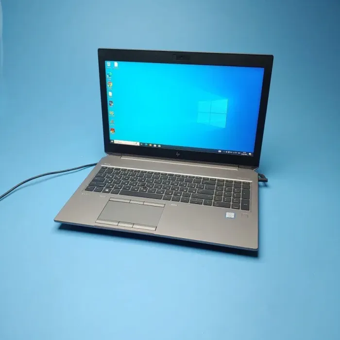 Мобільна робоча станція HP Zbook 15 G5 / 15.6'' (1920x1080) IPS / Intel Core i7-8850H (6 (12) ядер по 2.6 - 3.4 GHz) / 32 GB DDR4 / 512 GB SSD / nVidia Quadro P2000, 4 GB GDDR5, 128-bit / WebCam / Win 10 Pro б/в - зображення 2