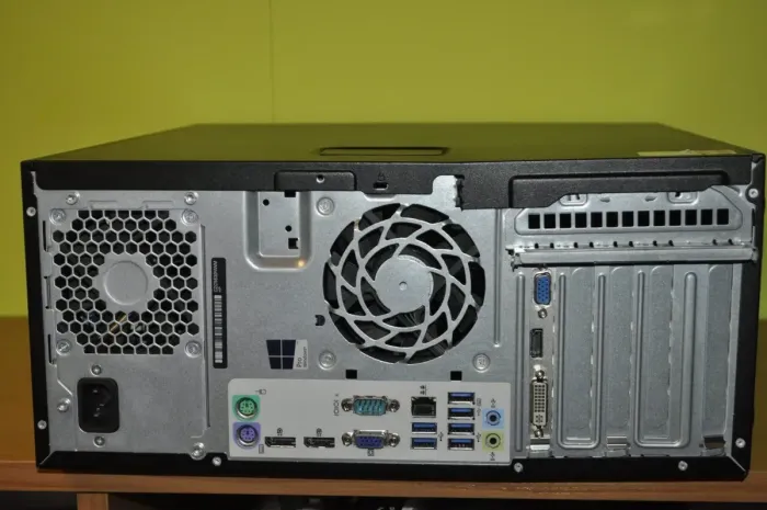 Комп'ютер HP EliteDesk 800 G2 Tower / Intel Core i7-6700 (4 (8) ядра по 3,4 - 4,0 ГГц) / 16 ГБ DDR4 / 240 ГБ SSD / nVidia GeForce GT 740, 4 ГБ GDDR3, 128-біт / DVD-ROM / Windows 11 Pro  б/в - зображення 5