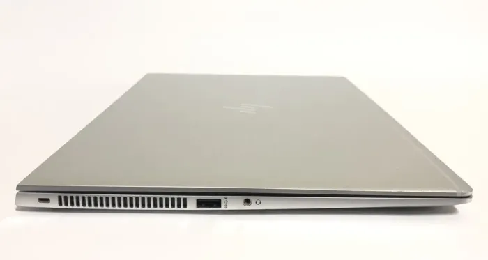 Ультрабук HP EliteBook Folio 1040 G4 / 14" (1920x1080) IPS / Intel Core i5-7200U (2 (4) ядра по 2.5 - 3.1 GHz) / 8 GB DDR4 / 256 GB SSD / Intel HD Graphics 620 / WebCam / Win 10 Pro б/в - зображення 4