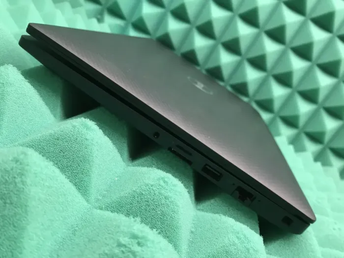 Ноутбук Б-клас Dell Latitude 7480 / 14" IPS Touch / Core i5-7300U (2(4) ядра по 2.6-3.5GHz) / 8GB DDR4 / 256GB SSD / HD Graphics 620 / WebCam / HDMI б/в - зображення 8