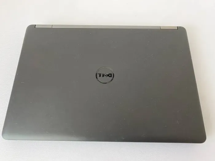 Нетбук Б-клас Dell Latitude E5250 / 12.5" (1366x768) TN / Intel Core i5-5300U (2 (4) ядра по 2.3 - 2.9 GHz) / 8 GB DDR3 / 240 GB SSD / Intel HD Graphics 5500 / WebCam / HDMI б/в - зображення 7