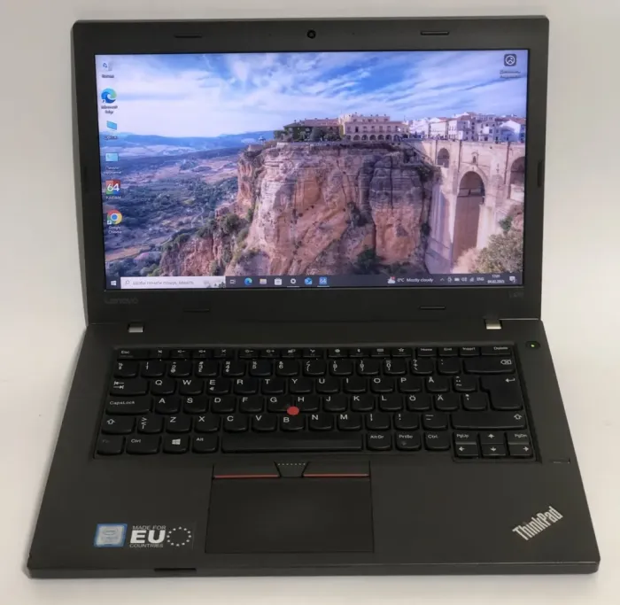 Ноутбук Б-клас Lenovo ThinkPad L470 / 14" (1366x768) TN / Intel Core i5-7200U (2 (4) ядра по 2.5 - 3.1 GHz) / 8 GB DDR4 / 256 GB SSD / Intel HD Graphics 620 / WebCam / Win 10 Pro б/в - зображення 2