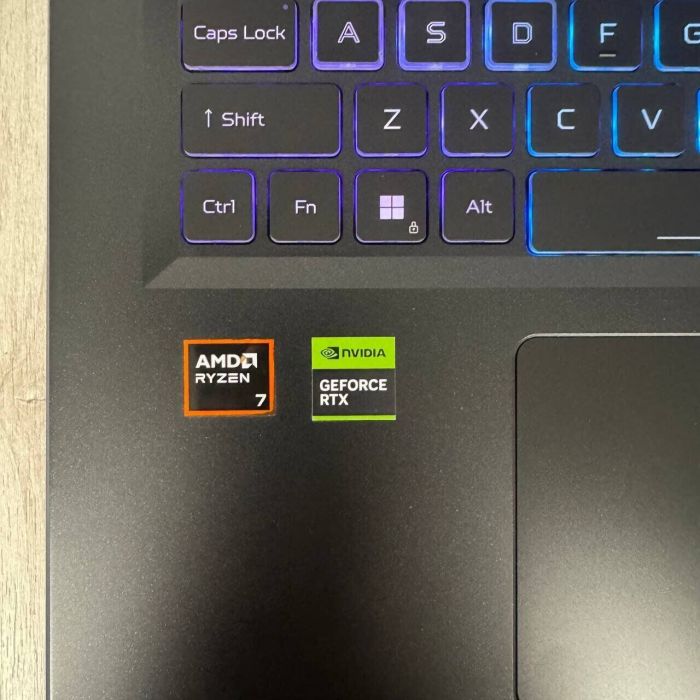 Ігровий ноутбук Б-класу Acer Nitro 17 AN17-42 / 17.3" (1920x1200) IPS / AMD Ryzen 7 8845HS (8 (16) ядер по 3,8 - 5,1 ГГц) / 16 ГБ DDR5 / 512 ГБ SSD / nVidia GeForce RTX 4060, 8 ГБ GDDR6, 128-bit / WebCam б/в - изображение 5