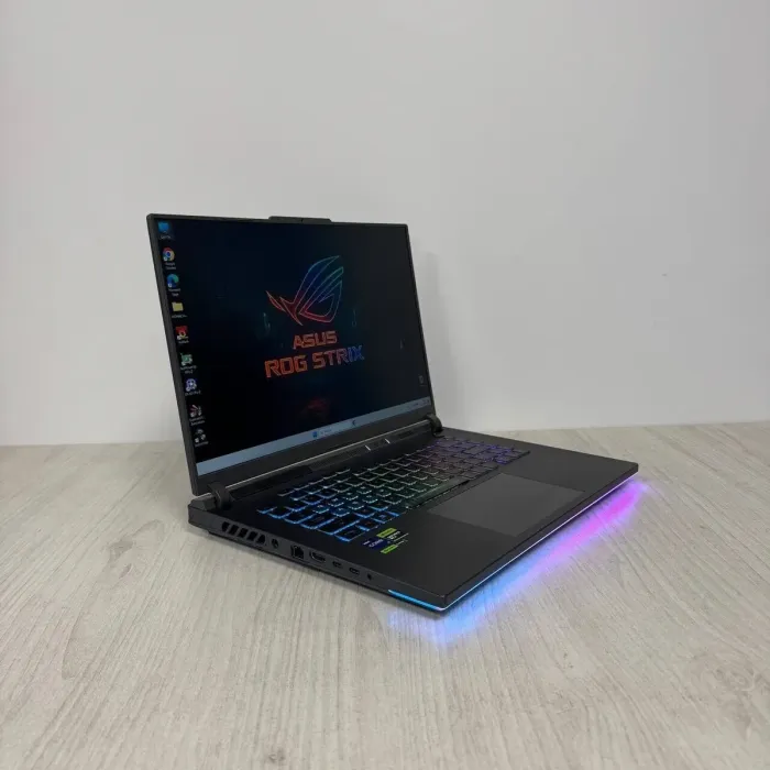 Ігровий ноутбук Б-класу Asus ROG Strix G16 G614JV / 16" (1920x1200) IPS / Intel Core i7-13650HX (14 (20) ядер по 3,6 - 4,9 ГГц) / 16 ГБ DDR5 / 1000 ГБ SSD NVMe / nVidia GeForce RTX 4060, 8 ГБ GDDR6, 128-біт / Веб-камера б/в - зображення 4