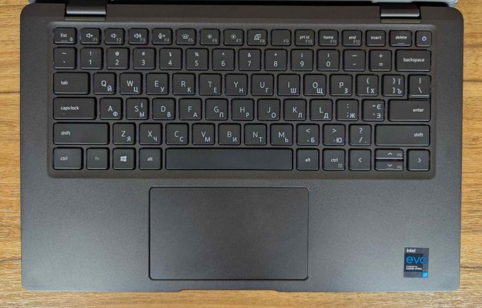 Ультрабук Dell Latitude 7420 / 14" (1920x1080) IPS / Intel Core i7-1185G7 (4 (8) ядра по 3.0 - 4.8 GHz) / 16 GB DDR4 / 480 GB SSD / Intel Iris Xe Graphics / WebCam / HDMI / Windows 11 б/в - зображення 3