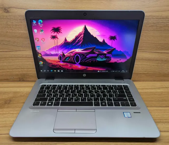 Ультрабук HP EliteBook 840 G3 / 14" (2560x1440) IPS / Intel Core i7-6500U (2 (4) ядра по 2.5 - 3.1 GHz) / 8 GB DDR4 / 240 GB SSD / Intel HD Graphics 520 / WebCam / Fingerprint / Windows 10 б/в - зображення 2