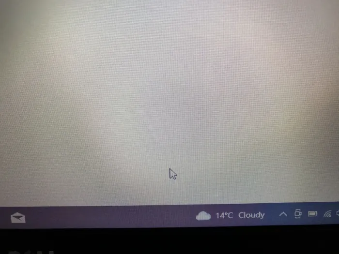 Ультрабук Б-клас Dell Latitude E7470 / 14" (1366x768) TN / Intel Core i5-6300U (2 (4) ядра по 2.4 - 3.0 GHz) / 8 GB DDR4 / 128 GB SSD / Intel HD Graphics 520 / WebCam / Fingerprint / HDMI / miniDP / Windows 10 б/в - зображення 10