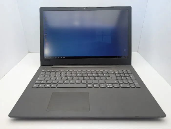 Ноутбук Lenovo V330-15IKB / 15.6" (1920x1080) IPS / Intel Core i5-8250U (4 (8) ядра по 1.6 - 3.4 GHz) / 8 GB DDR4 / 120 GB SSD / Intel UHD Graphics 620 / WebCam / DVD-ROM б/в - изображение 2