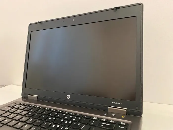 Ноутбук HP ProBook 6460b / 14" (1366x768) TN / Intel Core i5-2410M (2 (4) ядра по 2.3 - 2.9 GHz) / 8 GB DDR3 / 500 GB HDD / Intel HD Graphic 3000 / WebCam / DVD-ROM / Новая АКБ б/в - зображення 3
