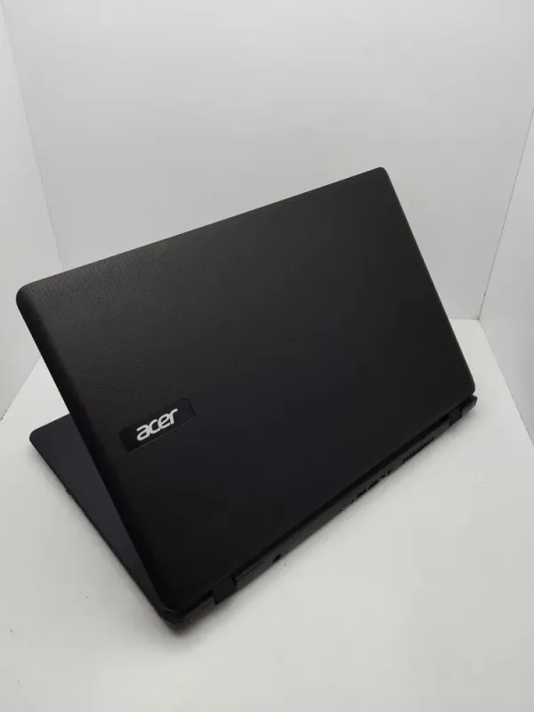Ноутбук Acer 173 / 17.3" (1600x900) TN / Intel Pentium N4200 (4 ядра по 1.1 - 2.5 GHz) / 4 GB DDR3 / 500 GB HDD / Intel HD Graphics / WebCam б/в - зображення 7
