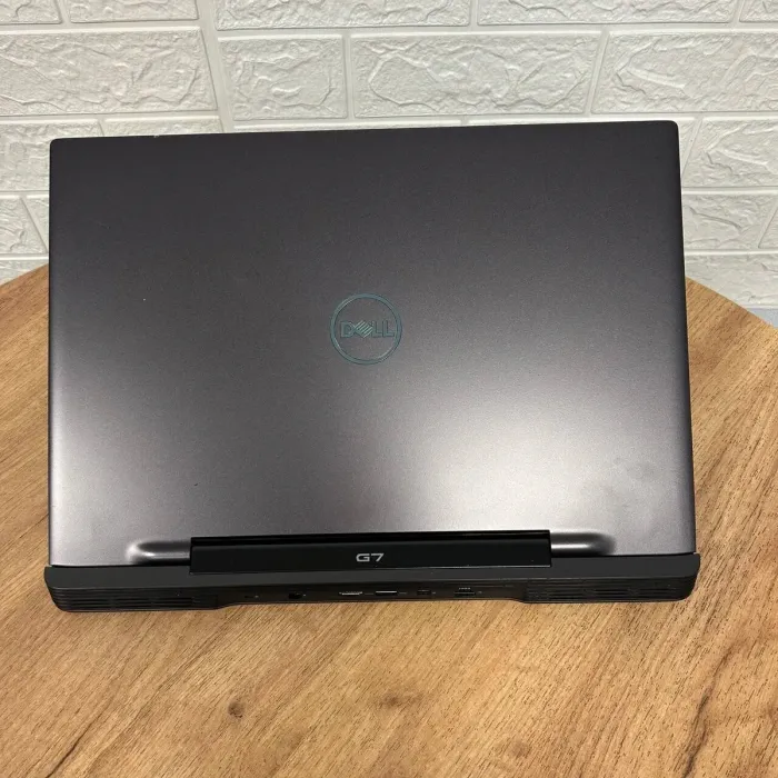 Ігровий ноутбук Б-клас Dell G7 7790 / 17.3" (1920x1080) IPS / Intel Core i7-9750H (6 (12) ядер по 2.6 - 4.5 GHz) / 16 GB DDR4 / 256 GB SSD M.2 + 1000 GB HDD / nVidia GeForce RTX 2070 Max-Q, 8 GB GDDR6, 256-bit / WebCam б/в - зображення 3