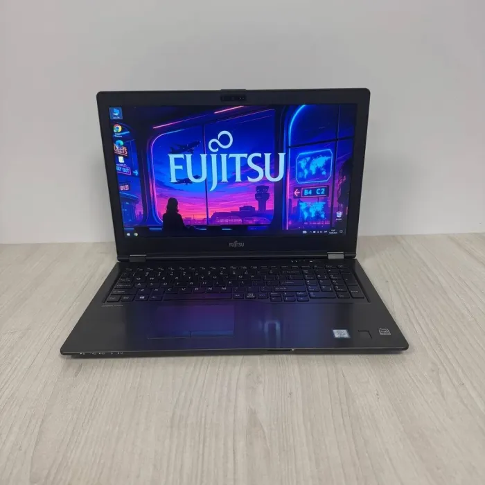 Ультрабук Б-клас Fujitsu LifeBook U759 / 15.6" (1920x1080) IPS / Intel Core i5-8365U (4 (8) ядра по 1.6 - 4.1 GHz) / 8 GB DDR4 / 256 GB SSD NVMe / Intel UHD Graphics / WebCam б/в - зображення 2