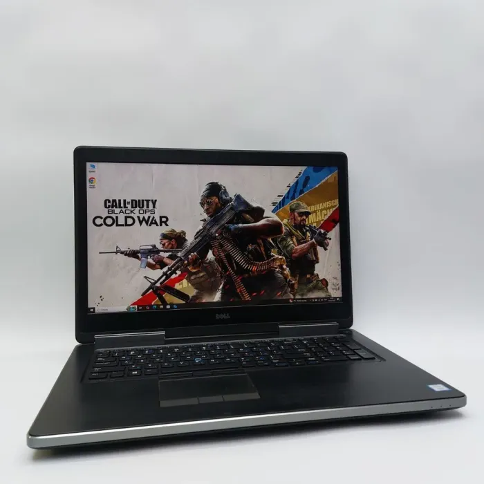 Мобільна робоча станція Dell Precision 7720 / 17.3" (1600x900) IPS / Intel Xeon E3-1505M v6 (4 (8) ядра по 3.0 - 4.0 GHz) / 32 GB DDR4 / 512 GB SSD / nVidia Quadro P5000, 16 GB GDDR5X, 256-bit / miniDP / HDMI б/в - зображення 6