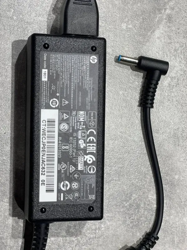 Ноутбук HP Probook 640 G2 / 14" (1366x768) TN / Intel Core i3-6006U (2 (4) ядра по 2.0 GHz) / 8 GB DDR4 / 240 GB SSD / Intel HD Graphics 520 / WebCam б/в - зображення 6