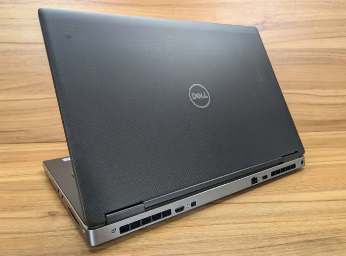 Мобільна робоча станція Dell Precision 7740 / 17.3" (1920x1080) IPS / Intel Core i7-9850H (6 (12) ядер по 2.6 - 4.6 GHz) / 32 GB DDR4 / 512 GB SSD / nVidia Quadro RTX 3000, 6 GB GDDR6, 192-bit / WebCam / Windows 10 б/в - зображення 7