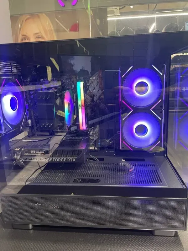 Ігровий ПК 1stPlayer Mi5 A-BK-2F7R-1F7 Black Tower / AMD Ryzen 5 8400F (6 (12) ядер по 4.2 - 4.7 GHz) / 16 GB DDR5 / 1000 GB SSD M.2 / nVidia GeForce RTX 5060, 8 GB GDDR7, 128-bit / 500W б/в - зображення 3