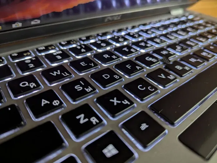 Ультрабук Dell Latitude 5410 / 14" (1920x1080) IPS / Intel Core i5-10310U (4 (8) ядра по 1.7 - 4.4 GHz) / 16 GB DDR4 / 256 GB SSD / Intel UHD Graphics / WebCam / HDMI / Windows 10 б/в - зображення 6