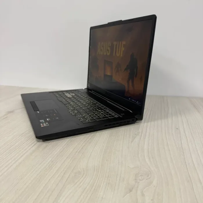 Ігровий ноутбук Asus TUF Gaming A17 FA706IU / 17.3" (1920x1080) IPS / AMD Ryzen 7 4800H (8 (16) ядер по 2.9 - 4.2 GHz) / 16 GB DDR4 / 512 GB SSD NVMe / nVidia GeForce GTX 1660 Ti, 6 GB GDDR6, 192-bit / WebCam б/в - зображення 5