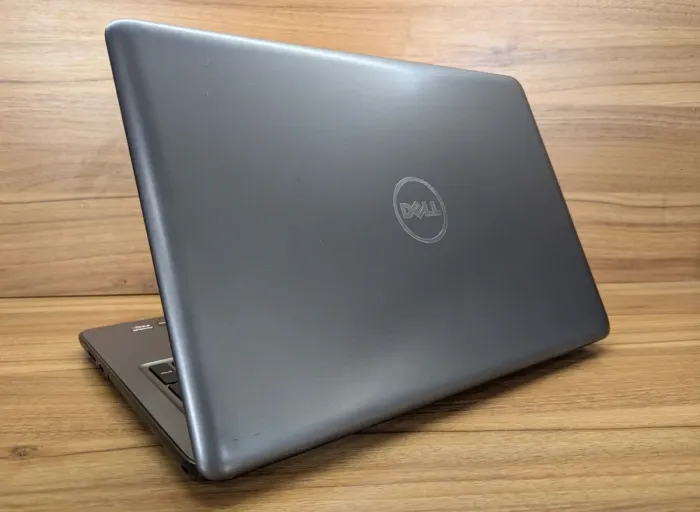 Ноутбук Dell Inspiron 5565 / 15.6" (1366x768) TN / AMD FX-9800P (4 ядра по 2.7 - 3.6 GHz) / 16 GB DDR4 / 480 GB SSD / AMD Radeon R8 M445DX, 4 GB DDR3, 128-bit / WebCam / Windows 10 б/в - зображення 7